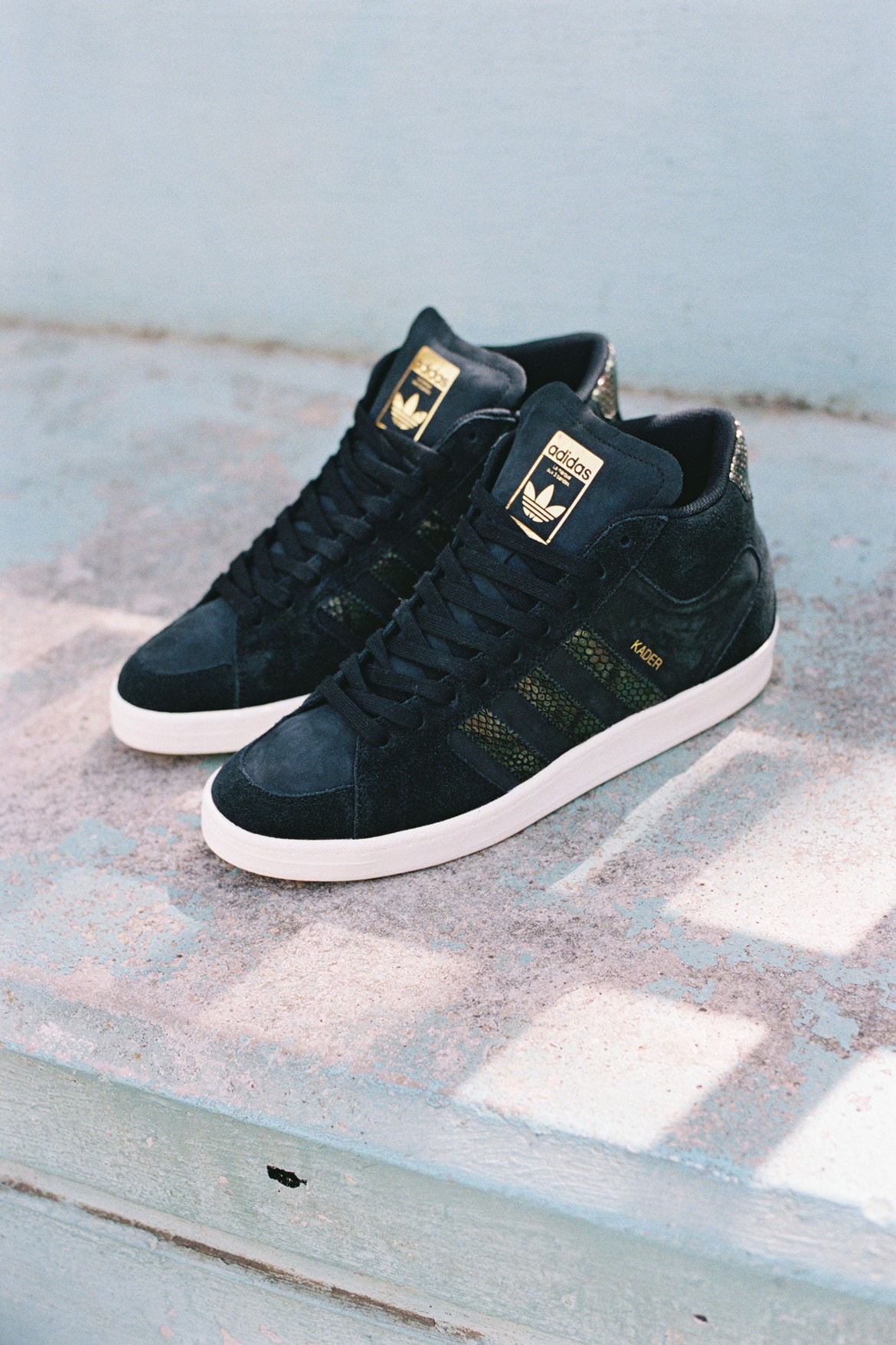 adidas-FW25-KaderSuperskate-JQ4413-OffBody-07