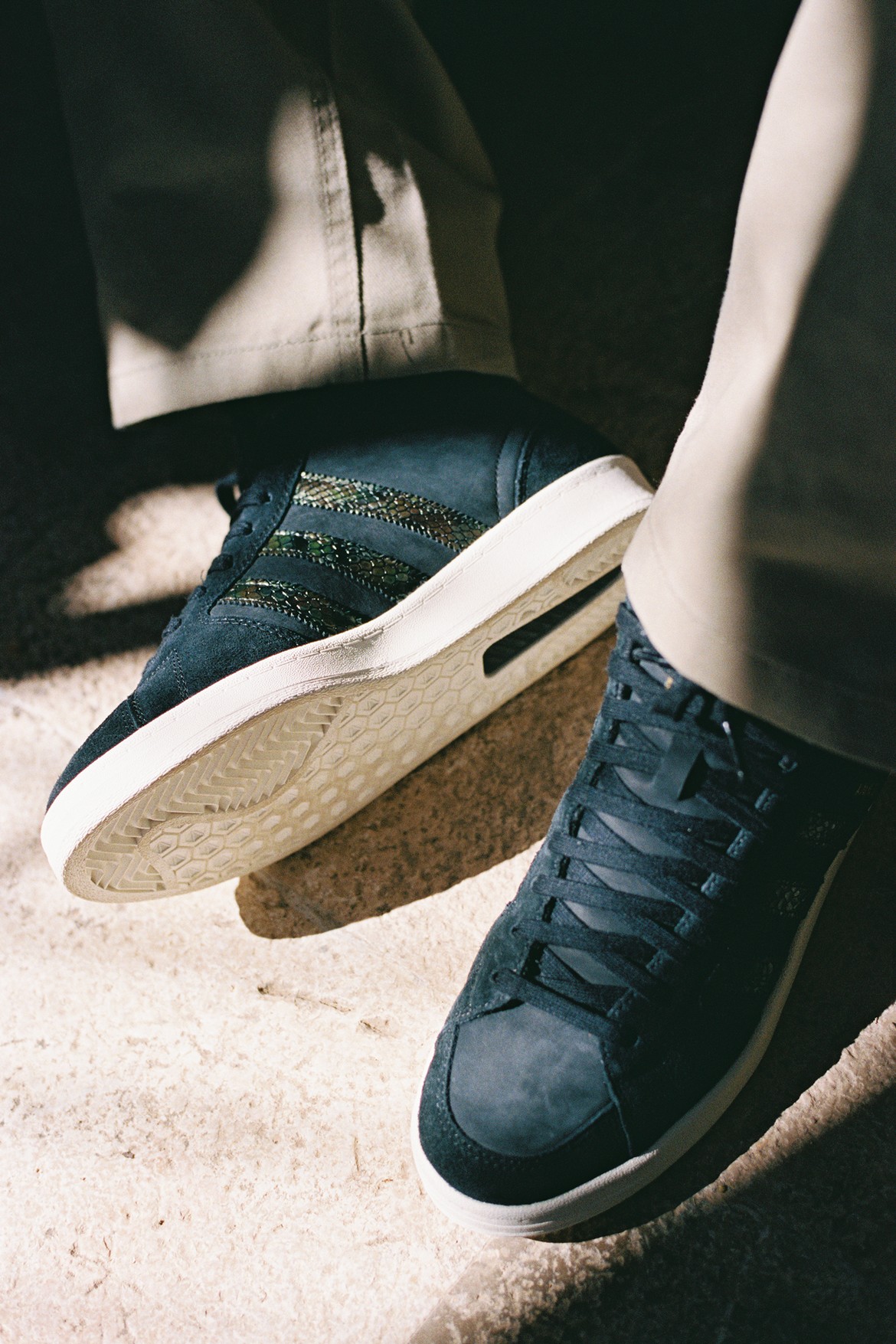 adidas-FW25-KaderSuperskate-JQ4413-OnBody-02