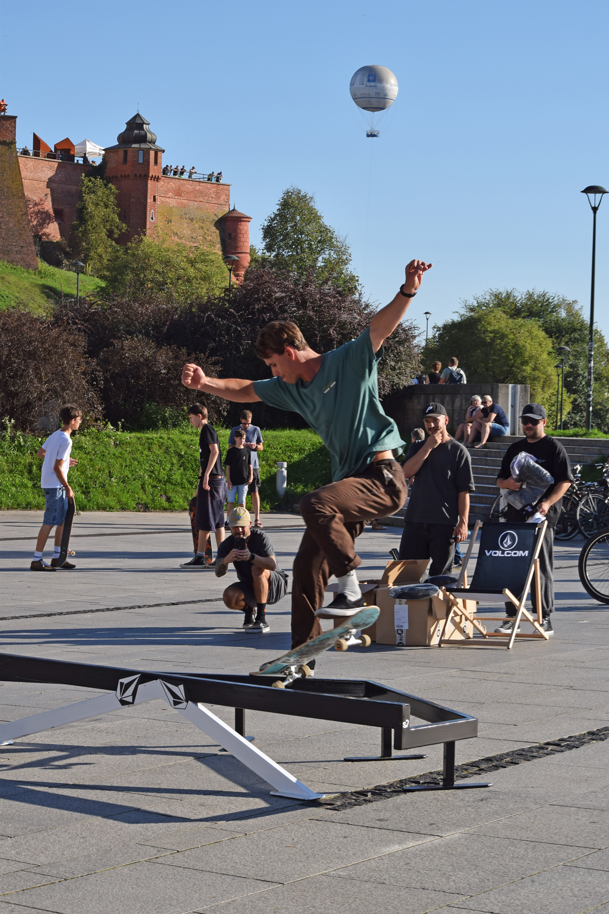 Maciek Olszewski Nosegrind Pop Over