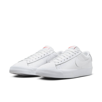 Buty NIKE SB Zoom Blazer Low Pro Gt / White/White White White @DR9099-101